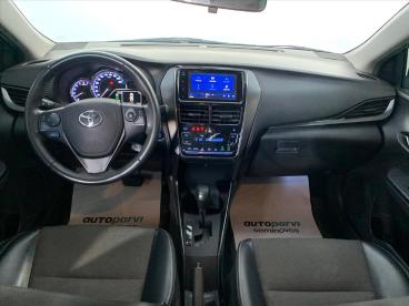 SPOTICAR Toyota Yaris 1.5 16v Flex Sedan Xl Live Multidrive Usada - Picape Flex Preto - Recife - 500048810_4