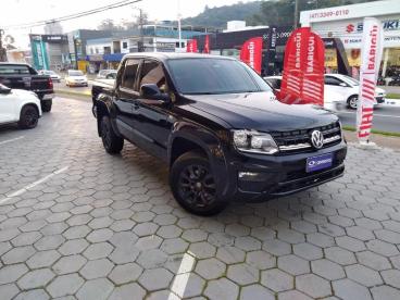 SPOTICAR Volkswagen Amarok 2.0 Comfortline 4x4 Cd 16v Turbo Intercooler Diese Usada - Picape Diesel Preto - Itajai - 500022147_2