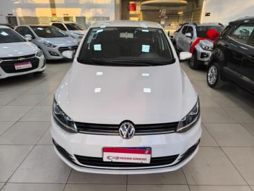SPOTICAR Volkswagen Fox 1.6 Msi Total Flex Connect 4p Manual Usada - Hatch Flex Branco - Montes Claros - 500041839_1