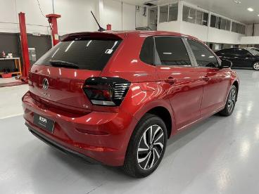 SPOTICAR Volkswagen Polo 1.0 170 Tsi Highline Automatico Usada - Picape Flex Vermelho - Porto Alegre - 500025560_4