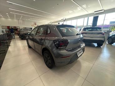 SPOTICAR Volkswagen Polo 1.0 Mpi Track Manual Usada - Picape Flex Cinza - Santos - 500048120_4