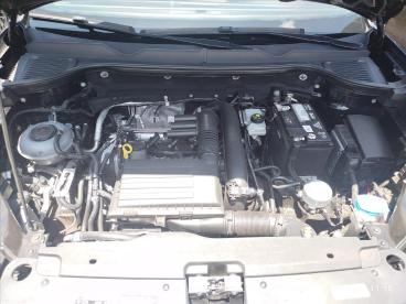 SPOTICAR Volkswagen Taos 1.4 250 Tsi Total Flex Highline Automatico Usada - Picape Flex Preto - Pocos De Caldas - 500030320_4
