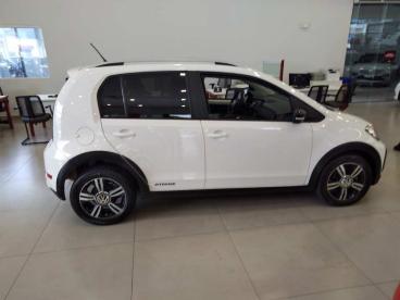 SPOTICAR Volkswagen Up 1.0 170 Tsi Total Flex Xtreme 4p Manual Usada - Hatch Flex Branco - Itajai - 500024240_1