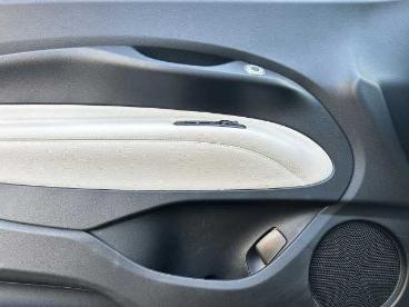 SPOTICAR Abarth 500 500e La Prima 42kwh *abarth Felgen* Gebraucht - Kleinwagen Elektro Schwarz - Regensburg - 1201207990_5