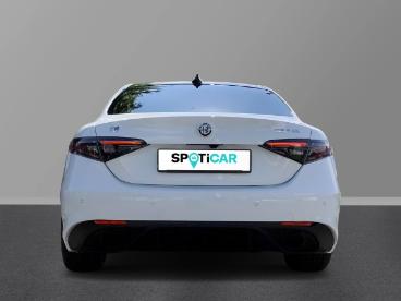 ALFA ROMEO CERTIFIED Alfa Romeo Giulia Tributo Italiano Q4 2.0 Turbo 16v At8 Led Navi Gebraucht - Limousine Benzin  - Aachen - 1007657_5