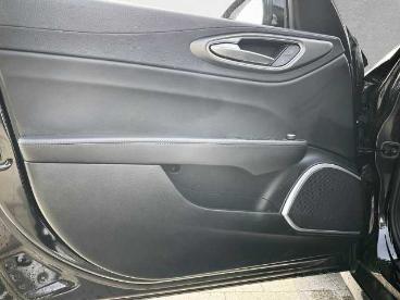 ALFA ROMEO CERTIFIED Alfa Romeo Giulia Veloce 2.2 Diesel At8-q4 Gebraucht - Limousine Diesel Schwarz - Regensburg - 1013971_5