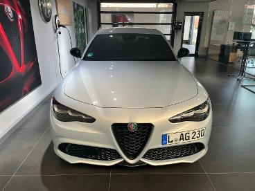 ALFA ROMEO CERTIFIED Alfa Romeo Giulia Veloce 2.0l Q4 Perla Lunare Gebraucht - Limousine Benzin  - Leipzig - 1019123_3