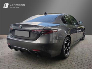 ALFA ROMEO CERTIFIED Alfa Romeo Giulia 2.0 Turbo16v Q4 Veloce +pano+harman&kardon+ Gebraucht - Limousine Benzin  - Hamburg - 1021428_4