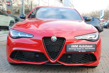 ALFA ROMEO CERTIFIED Alfa Romeo Giulia 2.0 T At8-q4 Competizione Np: 64.640eur Gebraucht - Limousine Benzin Rot - Würzburg - 1075566_2