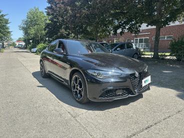 ALFA ROMEO CERTIFIED Alfa Romeo Giulia 2.0 Turbo 16v Gebraucht - Limousine Benzin Schwarz - Berlin - 1138699_3