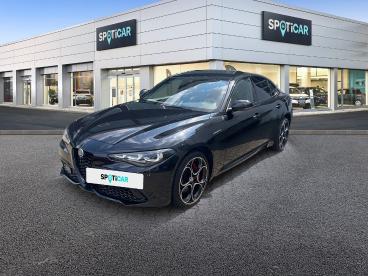 ALFA ROMEO CERTIFIED Alfa Romeo Giulia 2.0 Turbo 16v 280 Q4 At8 Veloce Ab 0,99% Gebraucht - Limousine Benzin Schwarz - Duesseldorf - 1159499_1