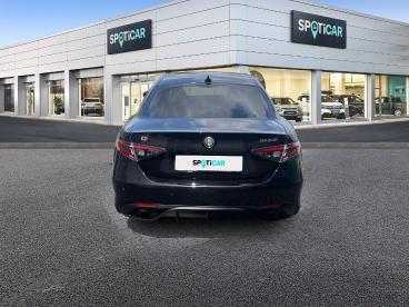 ALFA ROMEO CERTIFIED Alfa Romeo Giulia 2.0 Turbo 16v 280 Q4 At8 Veloce Ab 0,99% Gebraucht - Limousine Benzin Schwarz - Duesseldorf - 1159499_5