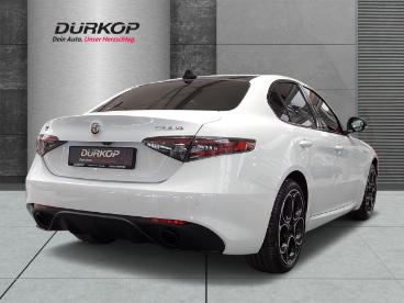 ALFA ROMEO CERTIFIED Alfa Romeo Giulia 2.0 Turbo Veloce Allrad At Navi Leder Led Gebraucht - Limousine Benzin  - Braunschweig - 1159750_3