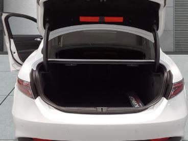 ALFA ROMEO CERTIFIED Alfa Romeo Giulia 2.0 Turbo Veloce Allrad At Navi Leder Led Gebraucht - Limousine Benzin  - Braunschweig - 1159750_5