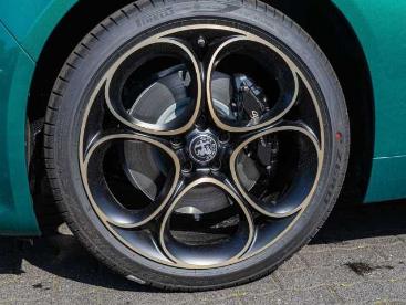 SPOTICAR Alfa Romeo Giulia 2.0 16v At8-q4 Intensa Gebraucht - Limousine Benzin  - Koblenz - 801168307_5