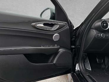 ALFA ROMEO CERTIFIED Alfa Romeo Giulia Quadrifoglio 2.9 V6 Gebraucht - Limousine Benzin  - Regensburg - 1170616_5