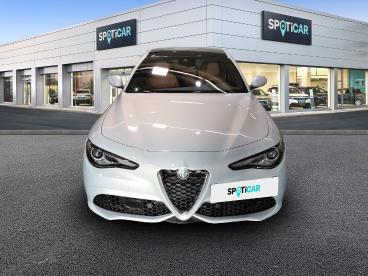 SPOTICAR Alfa Romeo Giulia 2.0 Turbo 16v At8-q4 Ti Gebraucht - Limousine Benzin Weiß - Hamburg - 1201171959_2