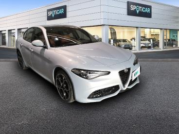 SPOTICAR Alfa Romeo Giulia 2.0 Turbo 16v At8-q4 Ti Gebraucht - Limousine Benzin Weiß - Hamburg - 1201171959_3