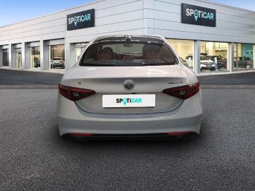 SPOTICAR Alfa Romeo Giulia 2.0 Turbo 16v At8-q4 Ti Gebraucht - Limousine Benzin Weiß - Hamburg - 1201171959_5