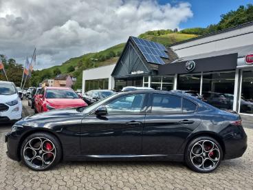 ALFA ROMEO CERTIFIED Alfa Romeo Giulia 2.0 Competizione Q4 Panoramadach Matrixled Gebraucht - Limousine Benzin  - Zell/mosel - 1177282_2