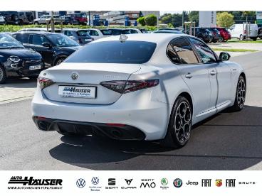 ALFA ROMEO CERTIFIED Alfa Romeo Giulia Competizione Q4 2.0 Turbo Harman-kardon Memory Nav Gebraucht - Limousine Benzin  - Pohlheim - 1178745_4