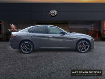 ALFA ROMEO CERTIFIED Alfa Romeo Giulia Veloce My24 2.0 Turbo 16v At8-q4 Gebraucht - Limousine Benzin Grau - Breitenbrunn - 1179506_4