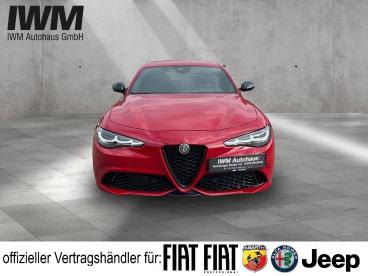 ALFA ROMEO CERTIFIED Alfa Romeo Giulia 2.0 Turbo 16v Competizione Q4 Gebraucht - Limousine Benzin Rot - Würzburg - 1187951_2