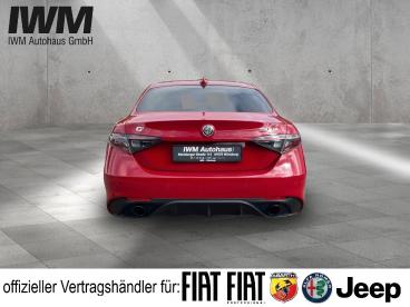 ALFA ROMEO CERTIFIED Alfa Romeo Giulia 2.0 Turbo 16v Competizione Q4 Gebraucht - Limousine Benzin Rot - Würzburg - 1187951_5