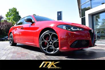 SPOTICAR Alfa Romeo Giulia Veloce Q4*matrix*acc*carplay*f1*h&k Sound Gebraucht - Limousine Benzin  - Braunschweig - 1201199771_2
