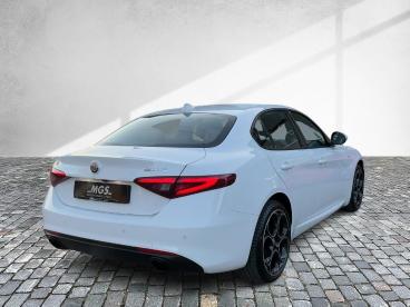 ALFA ROMEO CERTIFIED Alfa Romeo Giulia Ti Q4 2.0 Turbo Kat Android #navi Gebraucht - Limousine Benzin  - Bayreuth - 1202535_4