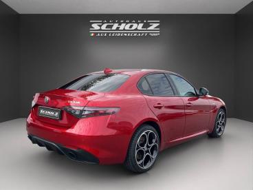 SPOTICAR Alfa Romeo Giulia My23 Veloce *led*shz*kamera*dab* Gebraucht - Limousine Benzin Rot - Bautzen - 801207001_4