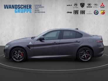 ALFA ROMEO CERTIFIED Alfa Romeo Giulia Quadrifoglio 2.9 V6 Bi-turbo Kam.+keyless Gebraucht - Limousine Benzin  - Oldenburg - 1212371_4