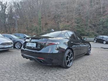 ALFA ROMEO CERTIFIED Alfa Romeo Giulia 2.0 Competizione Q4 H&k Matrix Acc Memory Rfk Gebraucht - Limousine Benzin Schwarz - Zell/mosel - 1213888_3