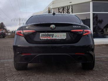 ALFA ROMEO CERTIFIED Alfa Romeo Giulia Competizione 2.0 Q4 Vom Ar Vertragshandle Gebraucht - Limousine Benzin Schwarz - Moenchweiler - 1215180_5