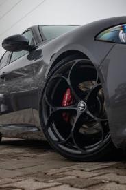 ALFA ROMEO CERTIFIED Alfa Romeo Giulia Veloce 2.0*tief*20´´*ragazzon*carbon* Gebraucht - Limousine Benzin Grau - Moenchweiler - 1215821_4