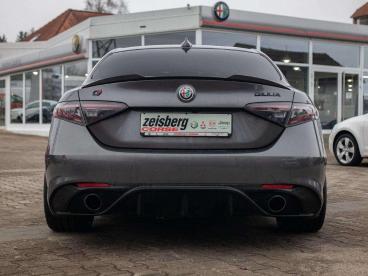 ALFA ROMEO CERTIFIED Alfa Romeo Giulia Veloce 2.0 Q4 *tief*20 *ragazzon*carbon Gebraucht - Limousine Benzin Grau - Moenchweiler - 1216294_5
