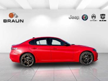 SPOTICAR Alfa Romeo Giulia 2.0 16v At8-q4 Intensa Panorama Gebraucht - Limousine Benzin Rot - Koblenz - 801230430_3