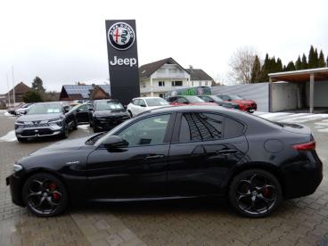 ALFA ROMEO CERTIFIED Alfa Romeo Giulia 2.2d 210 Ps Veloce Q4 Vom Ar Vertragshan Gebraucht - Limousine Diesel Schwarz - Moenchweiler - 1230691_1