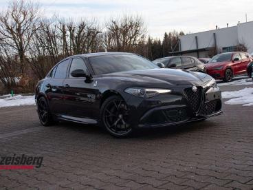 ALFA ROMEO CERTIFIED Alfa Romeo Giulia Qv 2.9l V6 Vom Ar Vertragshandler Gebraucht - Limousine Benzin Schwarz - Moenchweiler - 1233242_2