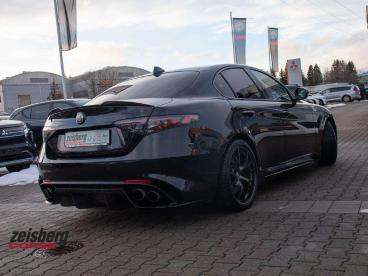 ALFA ROMEO CERTIFIED Alfa Romeo Giulia Qv 2.9l V6 Vom Ar Vertragshandler Gebraucht - Limousine Benzin Schwarz - Moenchweiler - 1233242_3