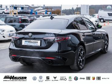ALFA ROMEO CERTIFIED Alfa Romeo Giulia Competizione My23 2.0 Turbo At8 Q4 Harman-kardon N Gebraucht - Limousine Benzin  - Pohlheim - 1241821_4