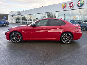 SPOTICAR Alfa Romeo Giulia Veloce Q4 Gebraucht - Limousine Benzin Rot - Chemnitz - 801252056_2