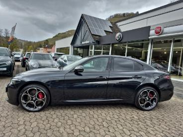 ALFA ROMEO CERTIFIED Alfa Romeo Giulia Competizione Q4 Led Leder Navi Ruckfahrkamera Gebraucht - Limousine Benzin Schwarz - Zell/mosel - 1259410_2