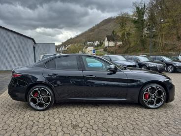 ALFA ROMEO CERTIFIED Alfa Romeo Giulia Competizione Q4 Led Leder Navi Ruckfahrkamera Gebraucht - Limousine Benzin Schwarz - Zell/mosel - 1259410_4