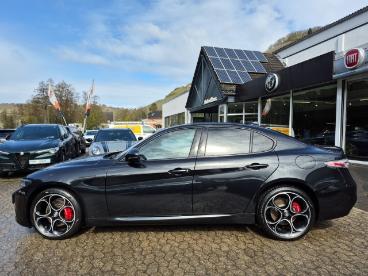 ALFA ROMEO CERTIFIED Alfa Romeo Giulia Competizione Q4 Assistenzpaket Led Leder Gebraucht - Limousine Benzin Schwarz - Zell/mosel - 1260052_2