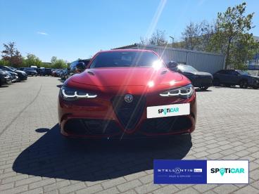 SPOTICAR Alfa Romeo Giulia Quadrifoglio V6 At8 Gebraucht - Limousine Benzin Rot - Berlin - 1201277077_2