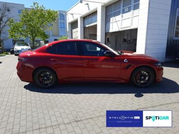 SPOTICAR Alfa Romeo Giulia Quadrifoglio V6 At8 Gebraucht - Limousine Benzin Rot - Berlin - 1201277077_4