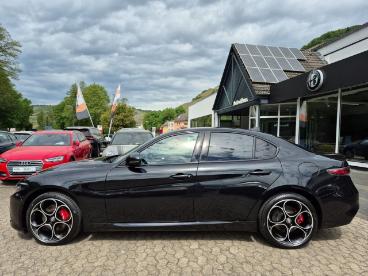 ALFA ROMEO CERTIFIED Alfa Romeo Giulia Competizione Q4 Led Leder Navi Ruckfahrkamera Gebraucht - Limousine Benzin Schwarz - Zell/mosel - 1277625_2