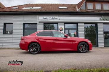 ALFA ROMEO CERTIFIED Alfa Romeo Giulia Veloce 2.0 Q4 Navi/leder Vom Ar Vertragsh Gebraucht - Limousine Benzin Rot - Moenchweiler - 1281124_4