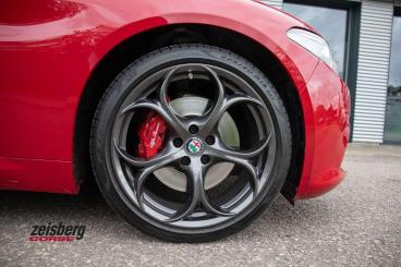 ALFA ROMEO CERTIFIED Alfa Romeo Giulia Veloce 2.0 Q4 Navi/leder Vom Ar Vertragsh Gebraucht - Limousine Benzin Rot - Moenchweiler - 1281124_5